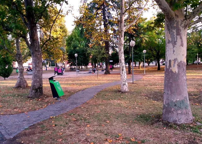 לינה וארוחת בוקר Anzola