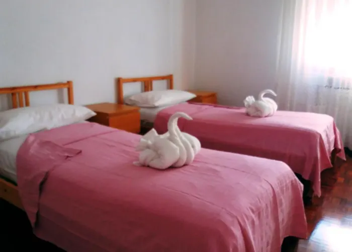 Oda ve Kahvaltı Anzola *